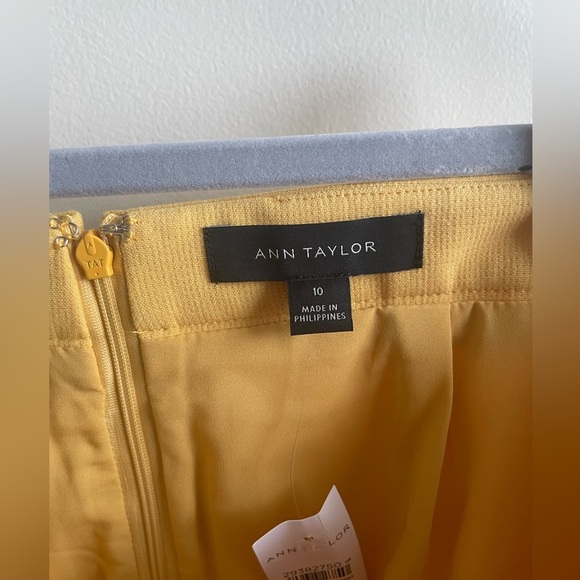 Ann Taylor Yellow Ruffle Pencil Skirt - Picture 2 of 2